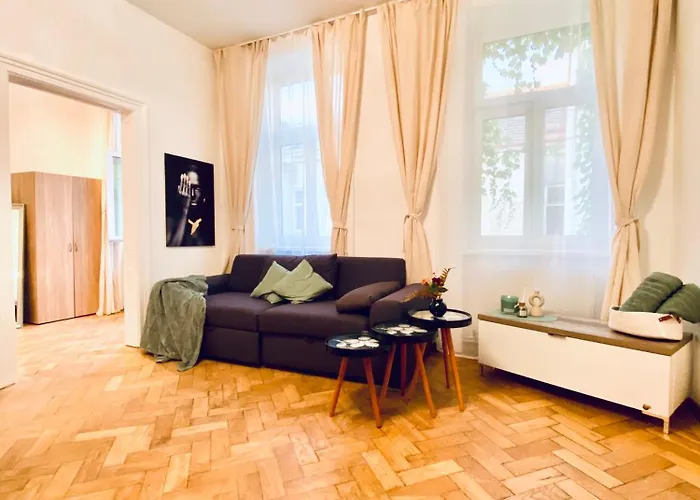 Apartment Comfortable 2br Close To Westbahnhof