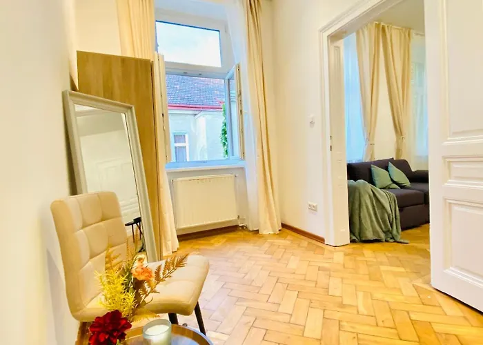 Comfortable 2br Close To Westbahnhof * Vienna